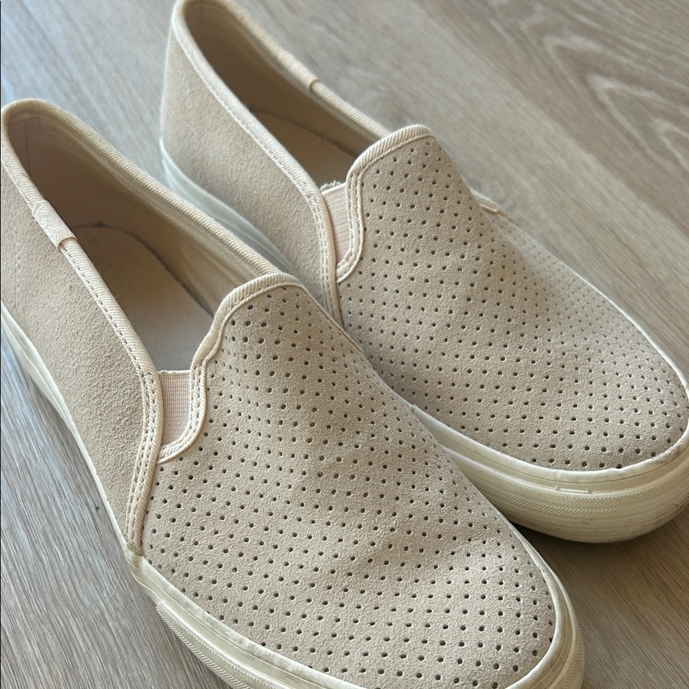 Keds Ortholite Slip Ons, Beige